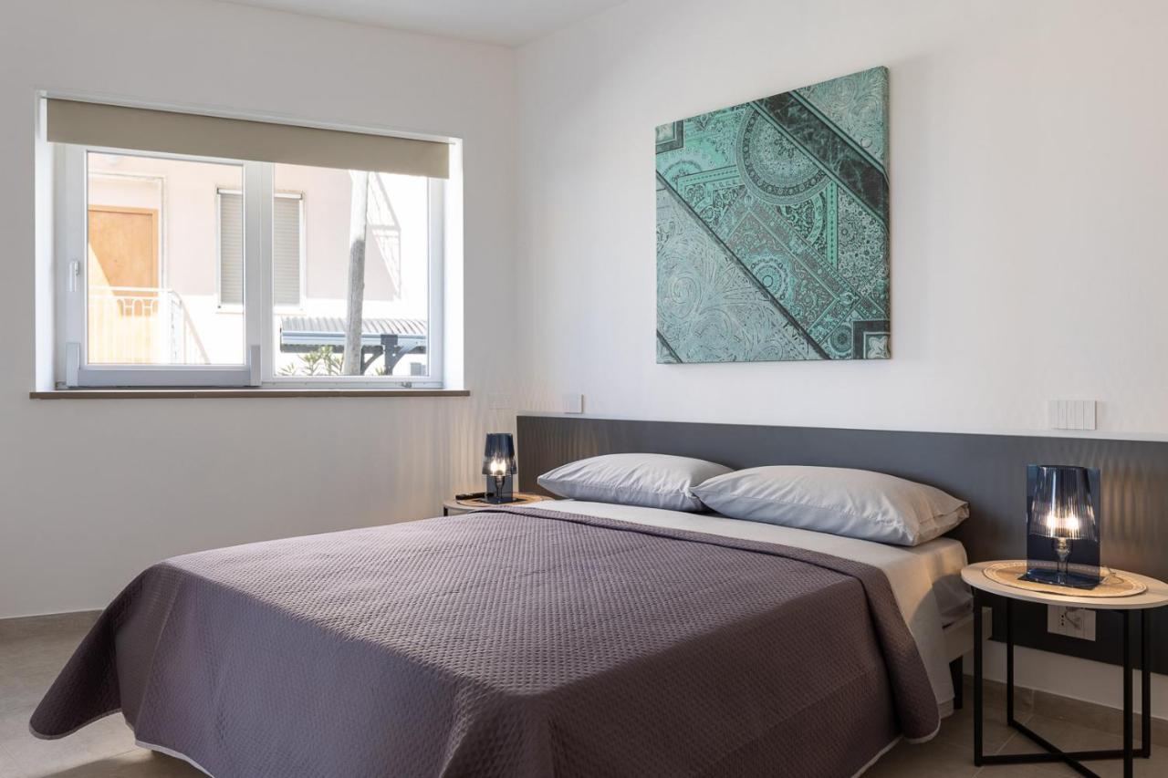 Oneweek Gaeta Suites And Apartments ภายนอก รูปภาพ